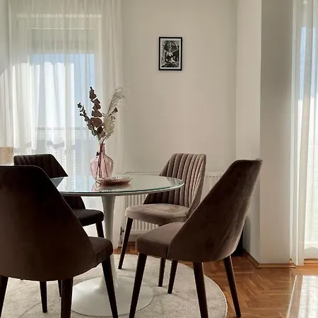 Apartment Diana *
